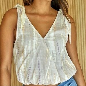 By Together lightweight V Neck Sleeveless Top Shirt Elastic waist Pink S NWOT